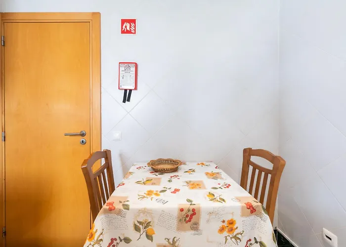 T0 - Center Apartment